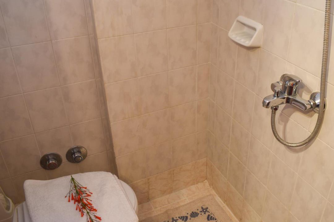 Photo of Bathroom in Foinikounta