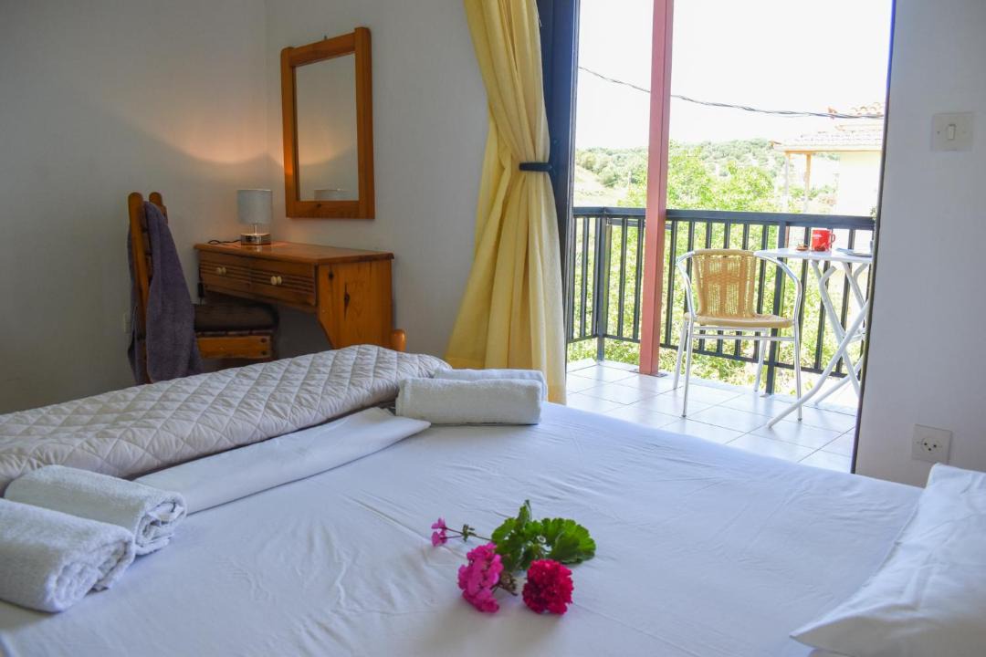 Photo of Bedroom in Foinikounta
