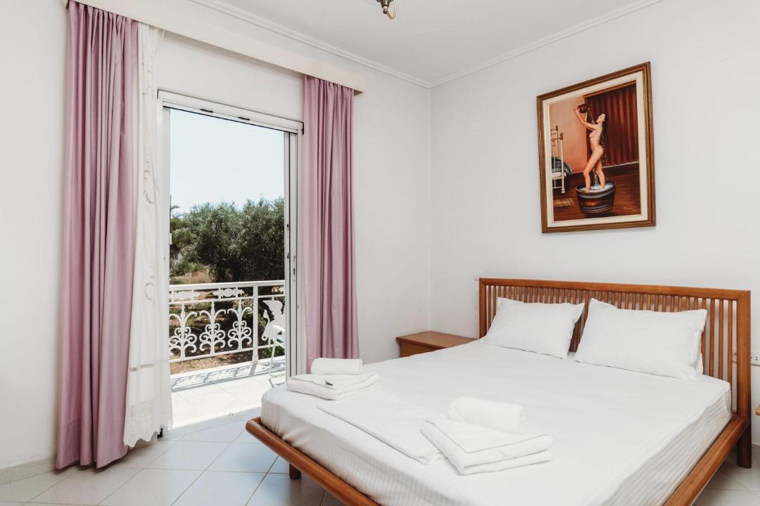 Photo of Bedroom in Lithakia