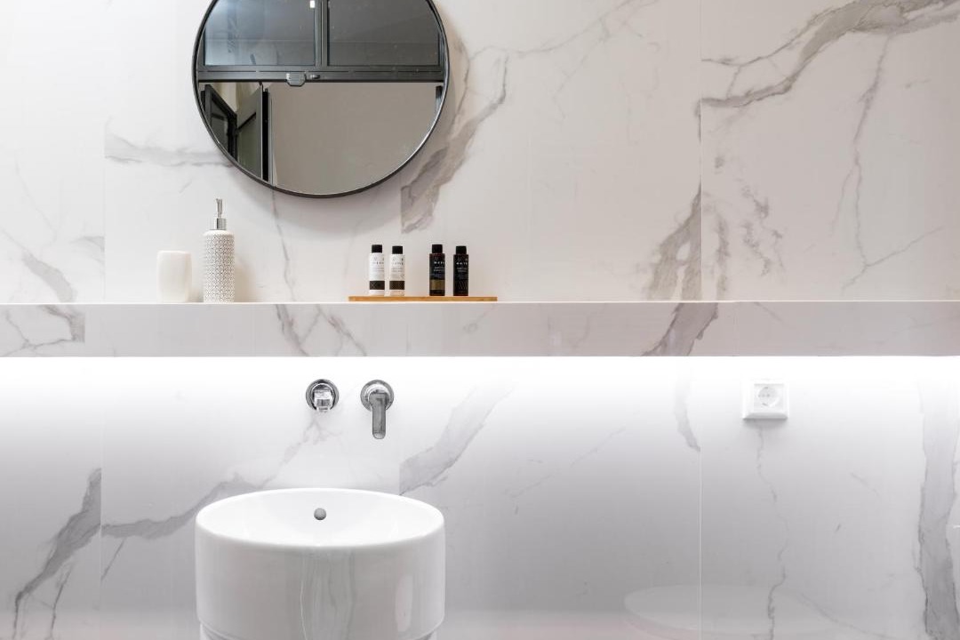 Photo of Bathroom in Petaleia