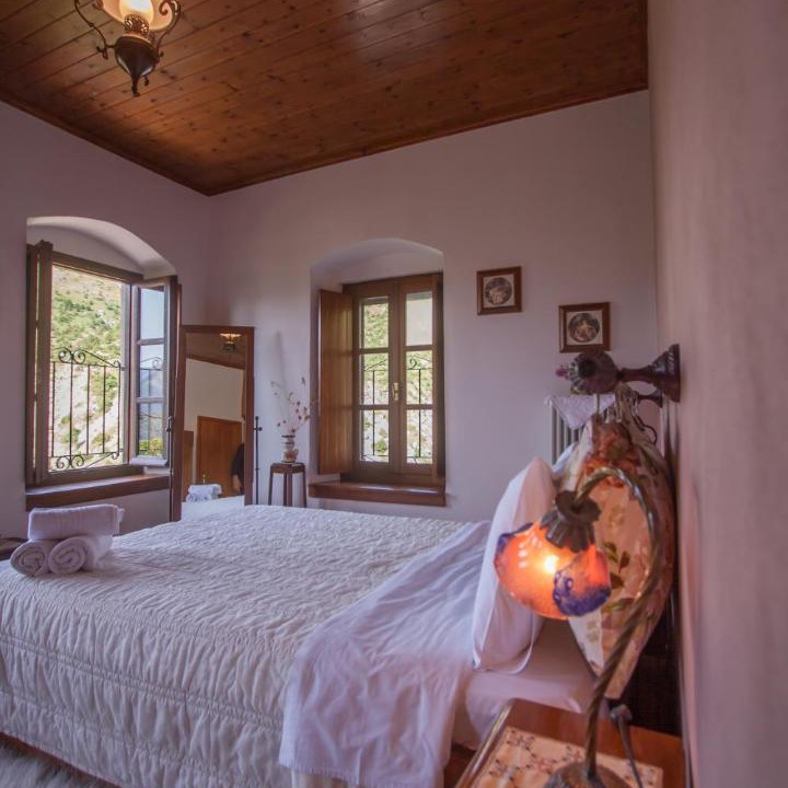 Photo of Bedroom in Syrrako