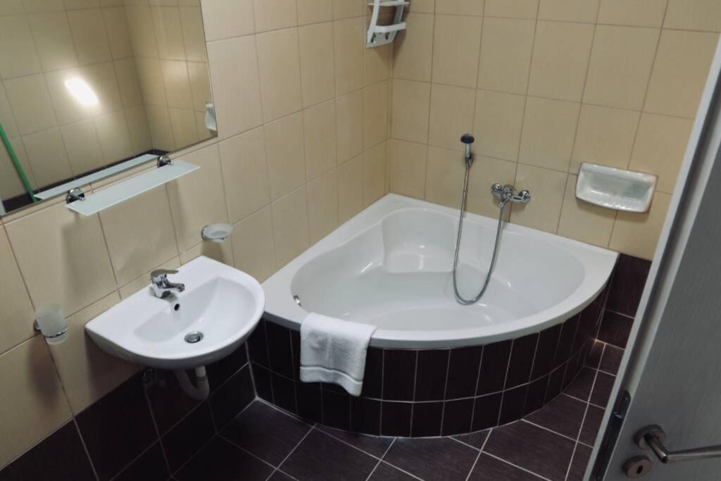 Photo of Bathroom in Kounelion