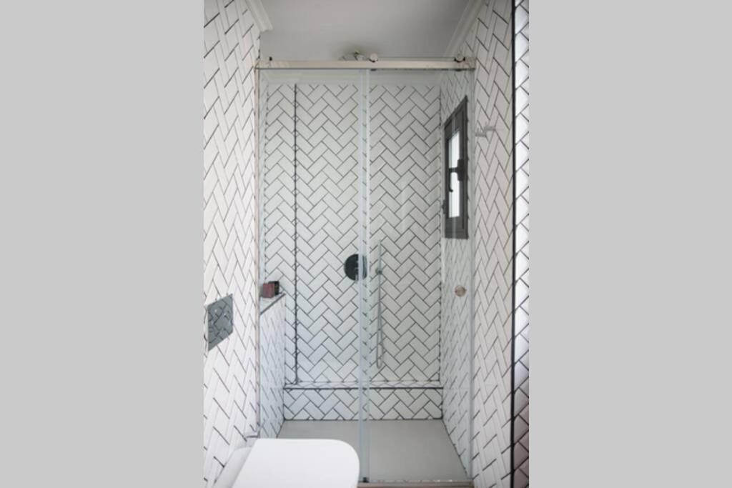 Photo of Bathroom in Neapoli