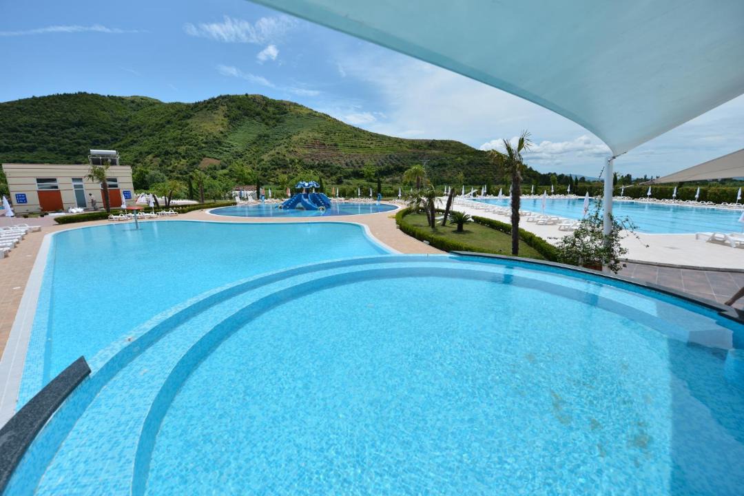 Photo of Others in Sakës
