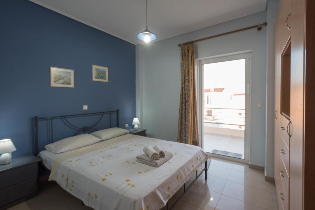 Photo of Bedroom in Kalamata Marina
