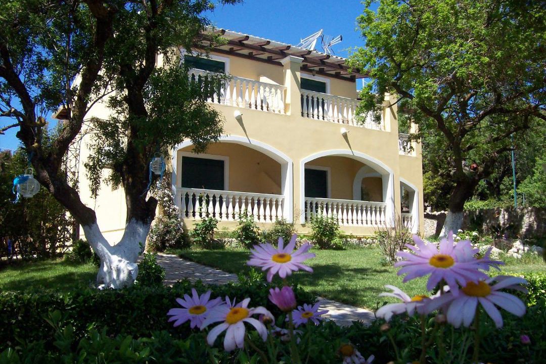 Photo of Buildings in Afionas