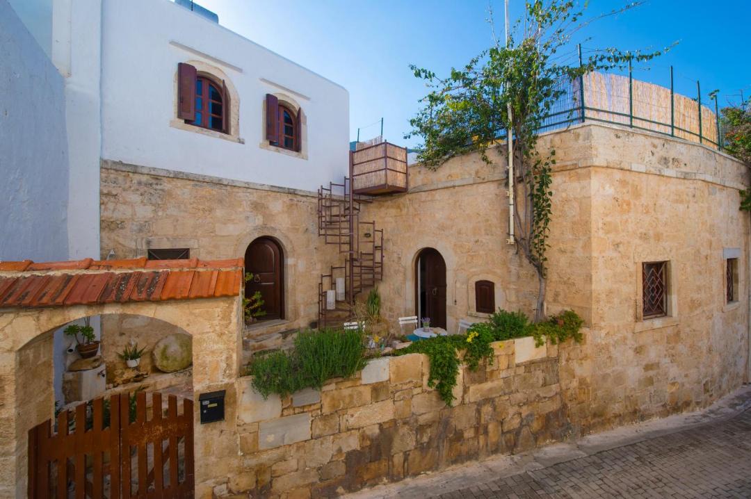 Photo of Buildings in Koutouloufari