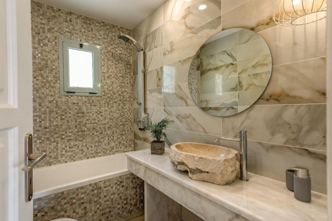 Photo of Bathroom in Limni Keri