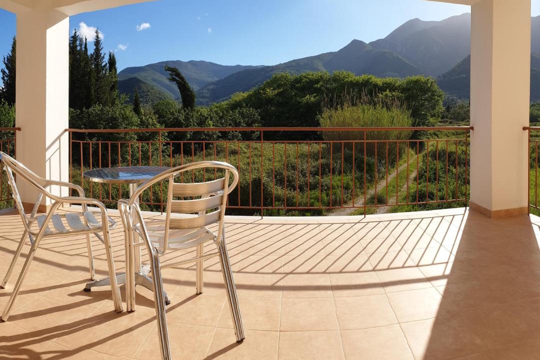 Photo of Patio Balcony in Yenion