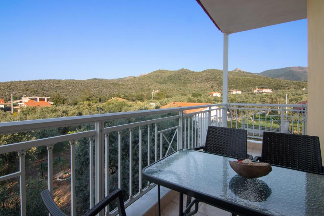 Photo of Patio Balcony in Megalos Prinos