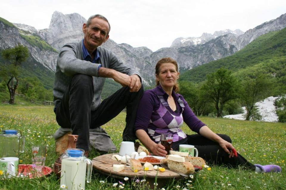 Photo of Others in Shale
