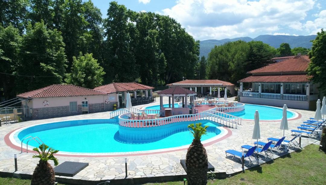 Photo of Others in Paralia Skotinis