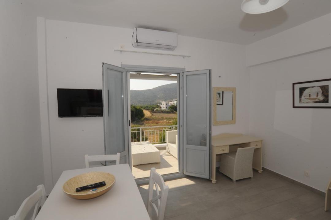 Photo of Others in Katapola