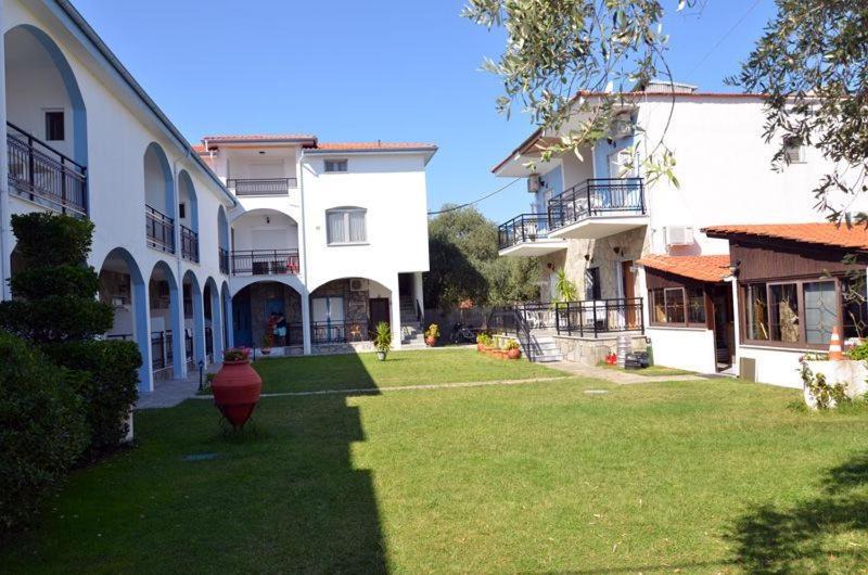 Photo of Others in Thasos Town