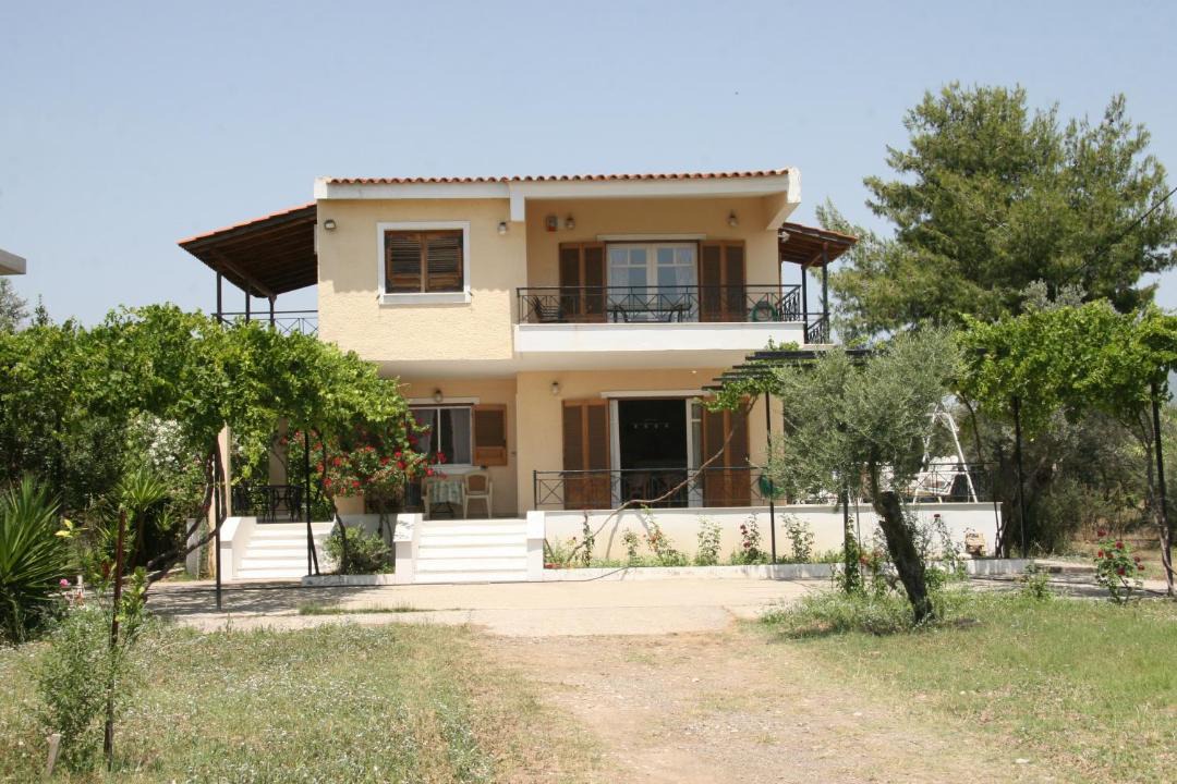 Photo of Others in Amarinthos