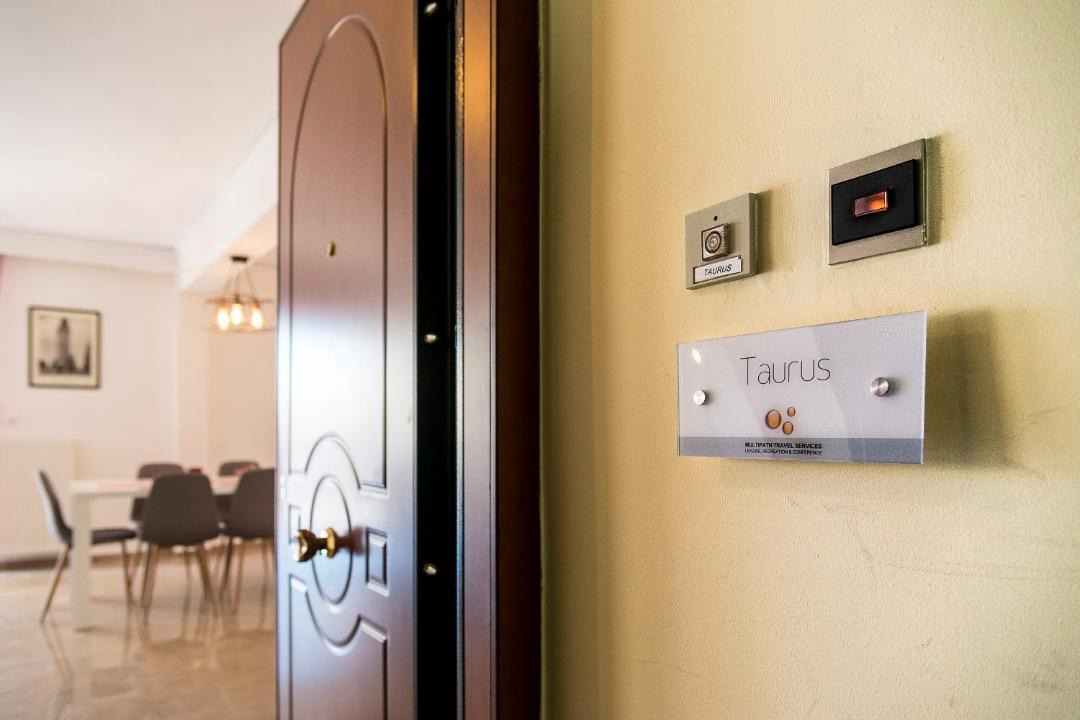 Photo of Livingroom in Elliniko