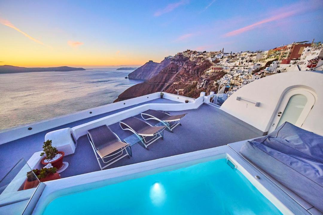 Photo of Others in Fira