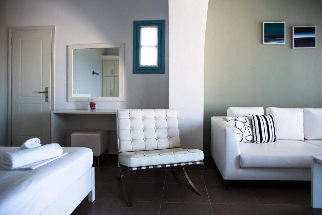 Photo of Others in Folegandros Town