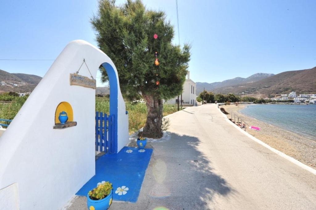 Photo of Others in Katapola