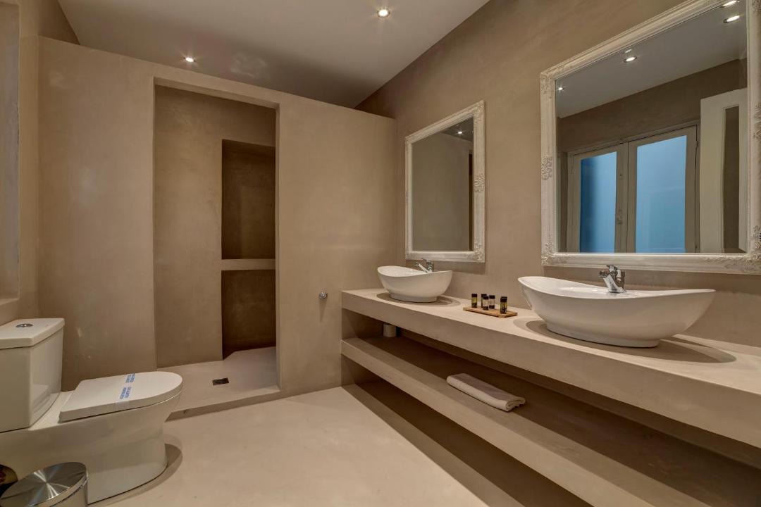 Photo of Bathroom in Plaka