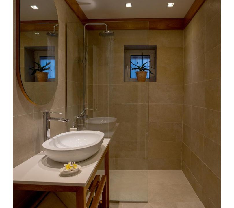 Photo of Bathroom in Platanias Town