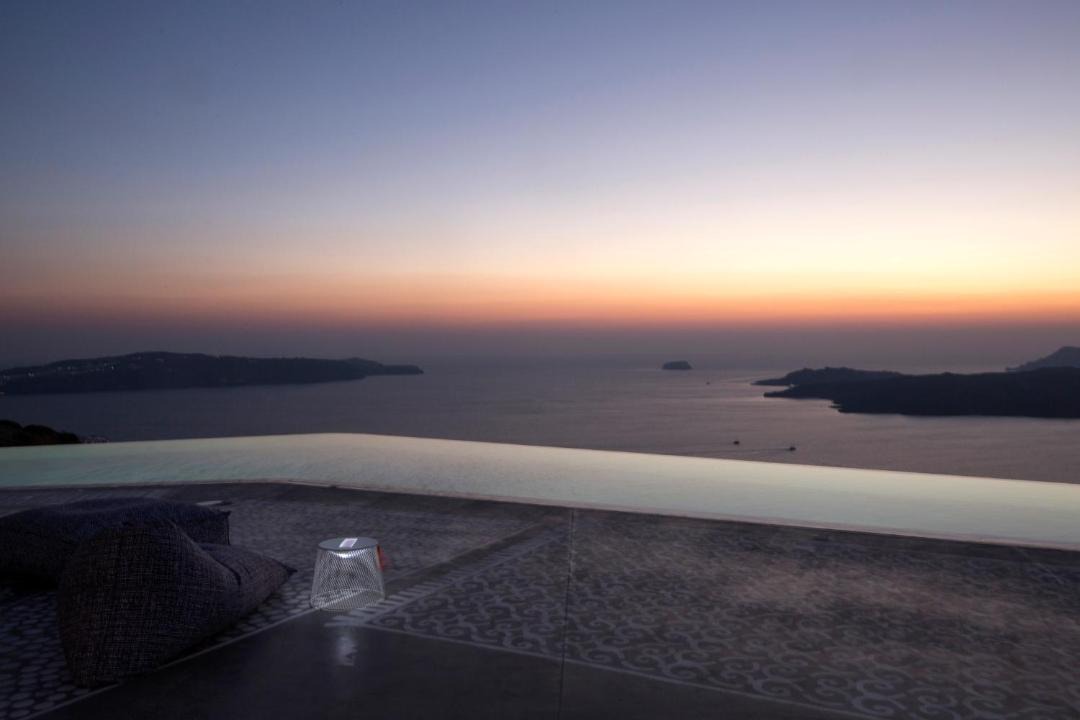 Photo of Others in Fira