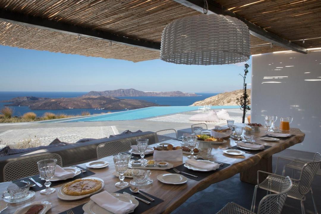 Photo of Others in Fira