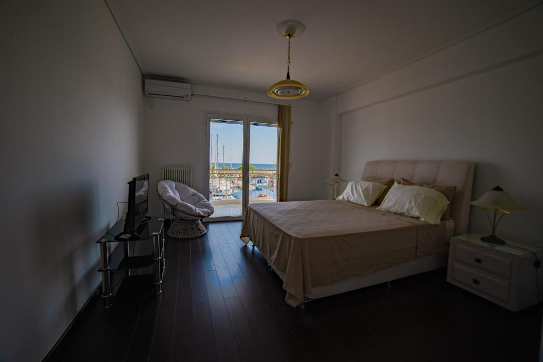 Photo of Bedroom in Kalamata Marina