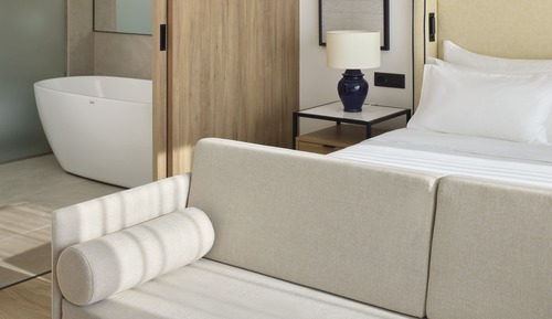 Deluxe Room, Pool View (Infinity | Private Garden | 2+2)