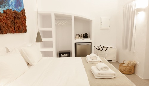 Deluxe Room, Hot Tub