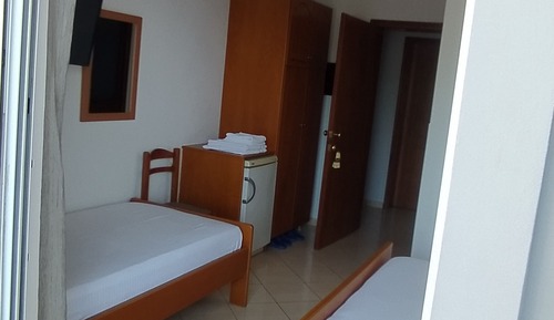 Economy Triple Room, 1 Bedroom, Balcony, Mountain View