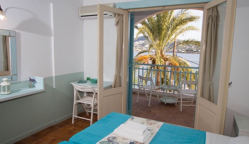 Standard Room, Partial Sea View