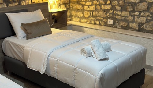 Superior Twin Room, Balcony, Garden View