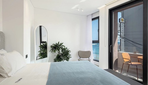 Deluxe Double Room, Partial Sea View
