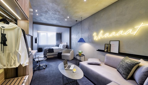 Signature Suite