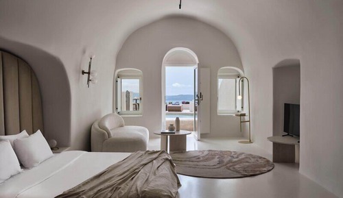 Executive Suite with Plunge Pool