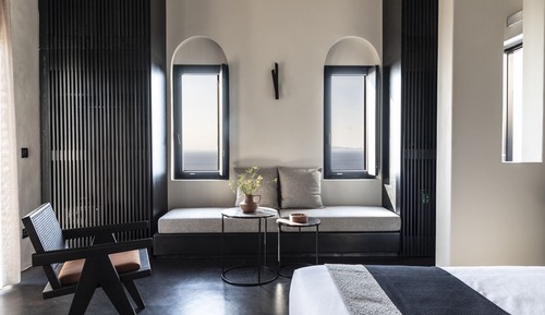 Rocky Room with Sea View and Independent Pool