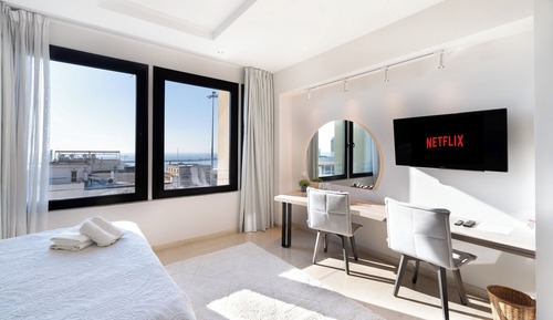 Exclusive Studio Suite, 1 Queen Bed, Sea View
