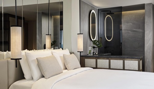 Deluxe Superior, Balcony, Front Sea View