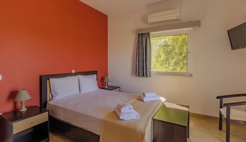 Superior Room, 1 Bedroom, Pool View