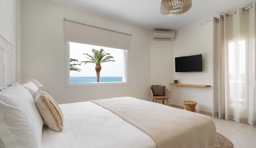 Executive Sea View Suite With Outdoor Jacuzzi
