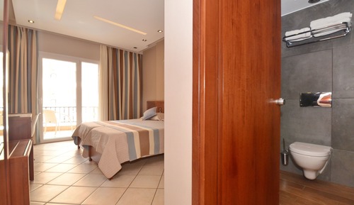 Twin Room, Pool View