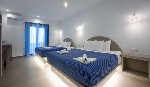 Deluxe Quadruple Room