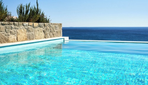 Double Room (Individual Pool)