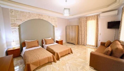 Superior Apartment, 2 Bedrooms, Balcony, Mountain View (A5)