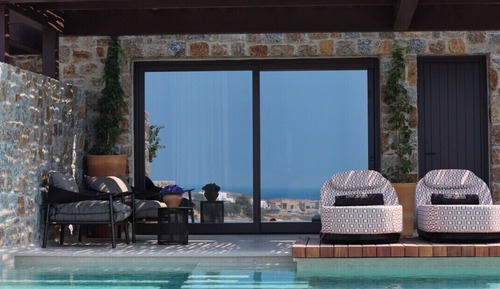 Terra Design Suite with Private Pool and Sea View