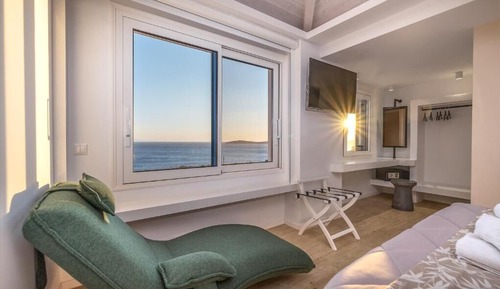 Deluxe Suite, Sea View