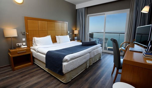 Nereid COCO-MAT Room Front Sea View