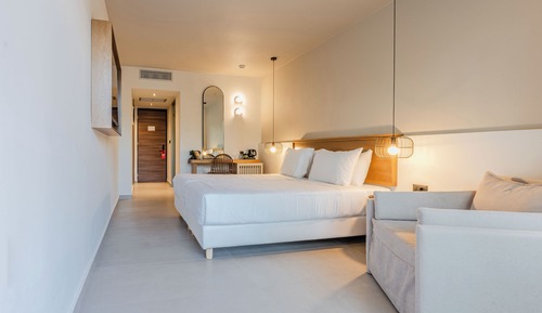 Premium Triple Room Garden Level