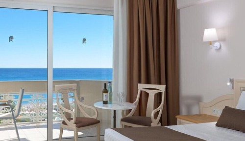 Deluxe Double or Twin Room, Sea View